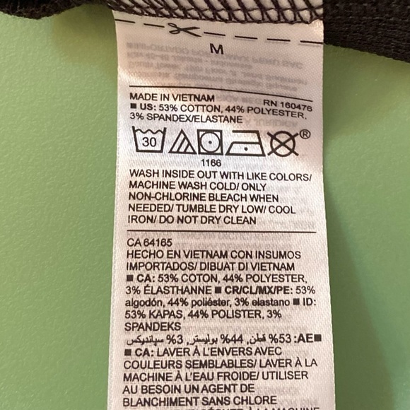 Black NWT woman’s top - Old Navy size M - Picture 4 of 7